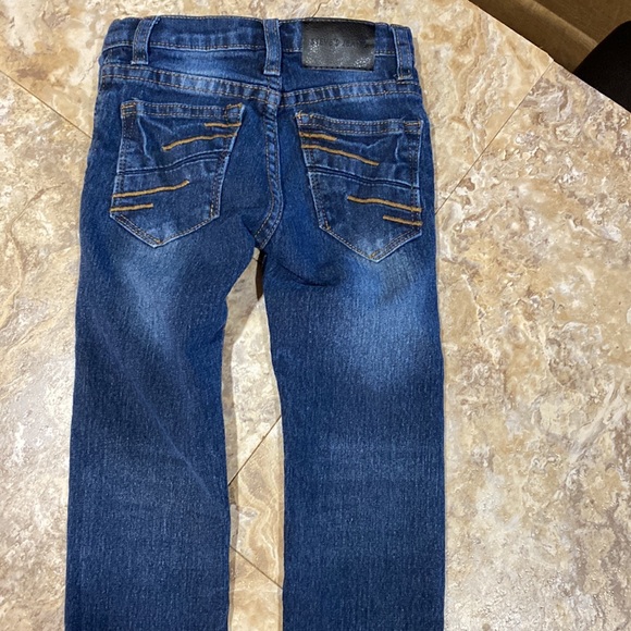 Steve’s jeans size 3t. Some distressing and skinny leg. (54/1) - Picture 4 of 7